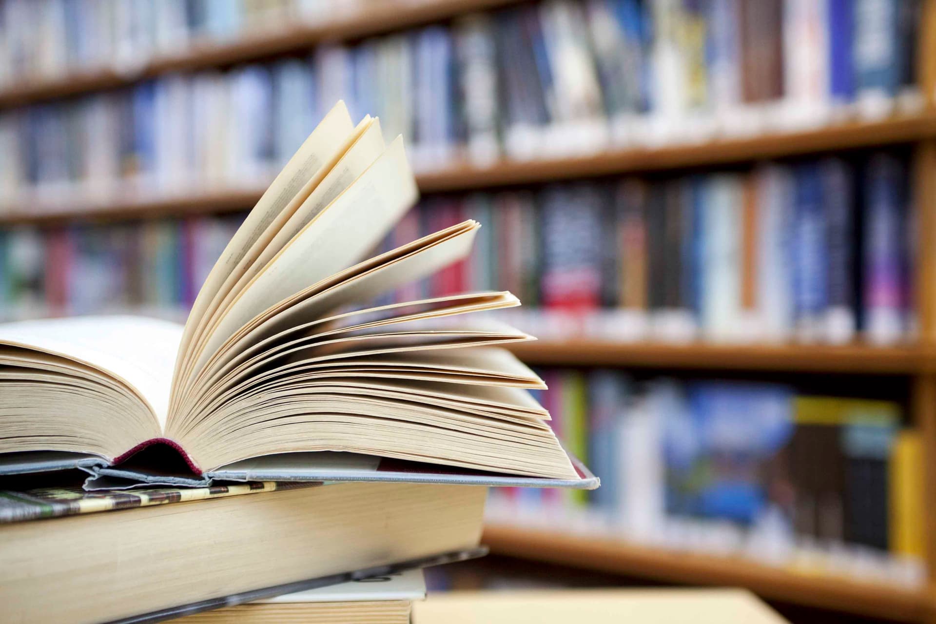 Inside the Mind of a Thriller Author: How Alex Cage Builds Heart-Stopping Suspense