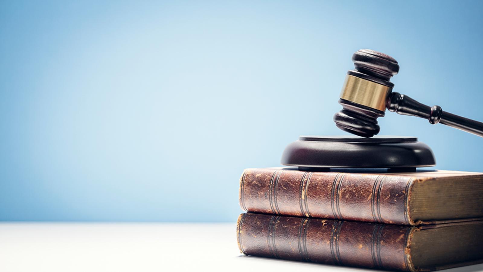 Korruptionsvorwurf? Strafverteidiger Patrick Baumfalk